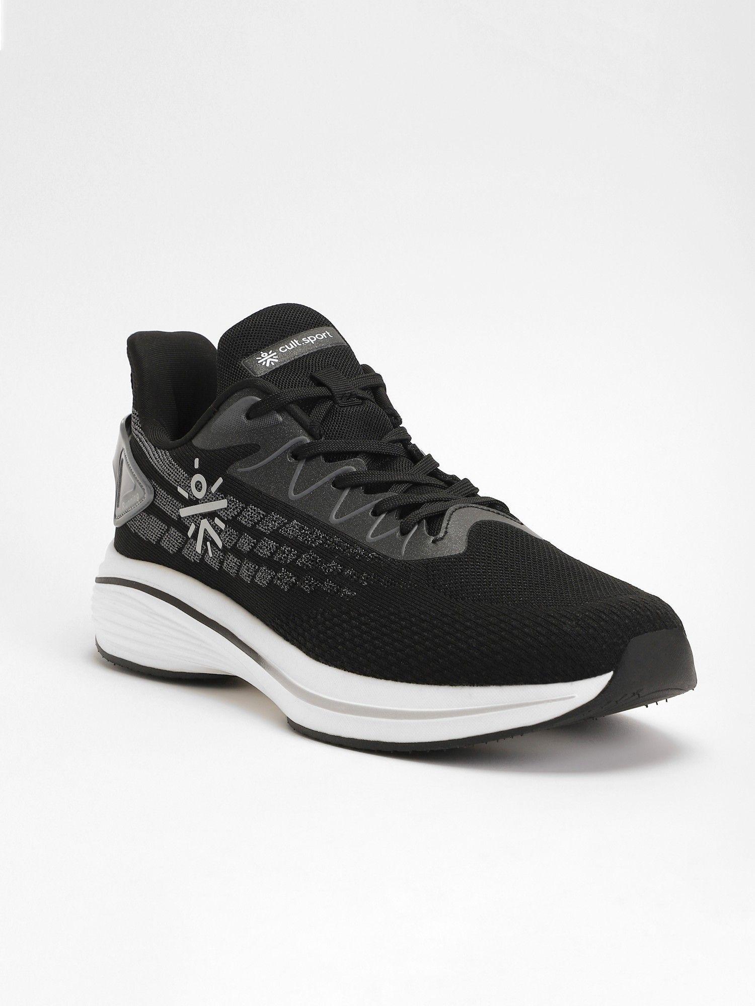 black active men running shoes