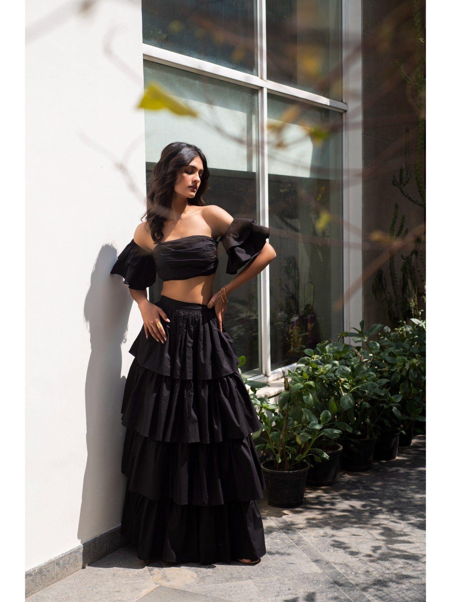 black amalfi crop top with skirt (set of 2)