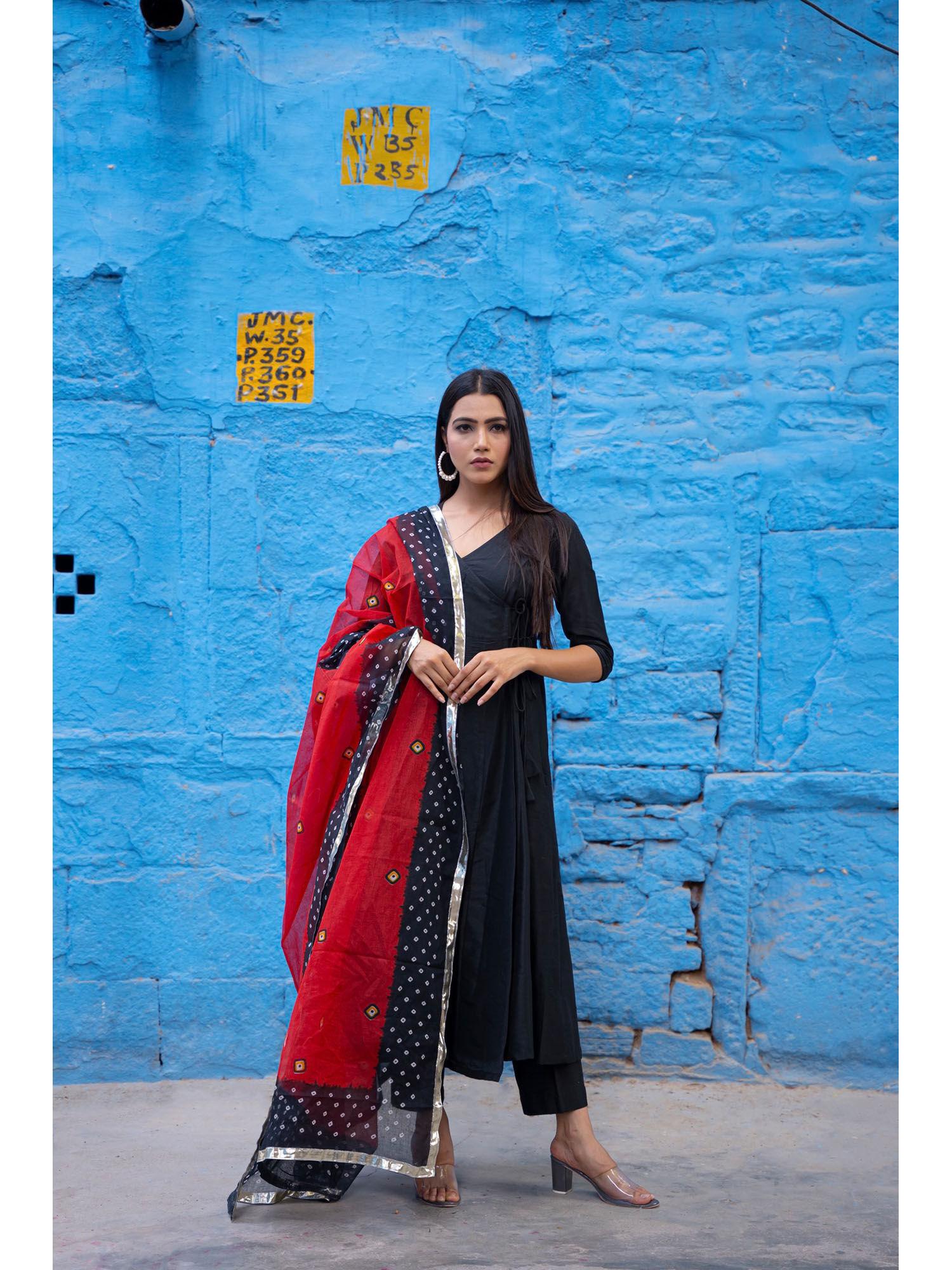 black angrakha suit (set of 3)