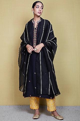 black applique embroidered kurta set