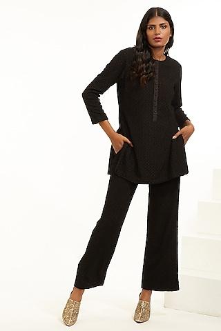 black appliques embroidered tunic