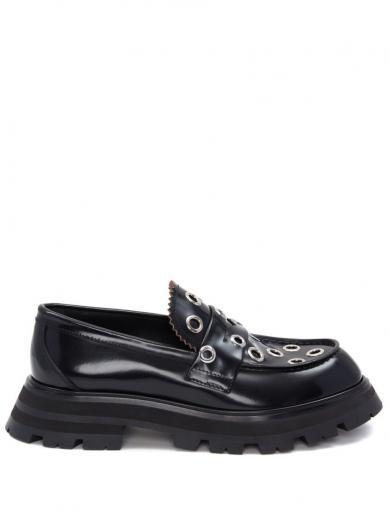 black black wander leather loafers