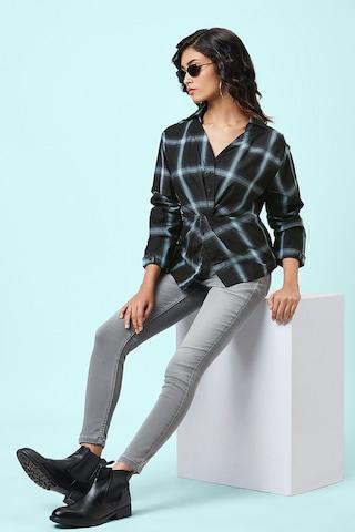 black check casual full sleeves women relaxed fit shirt