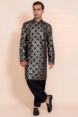 black chikankari sippi work kurta set