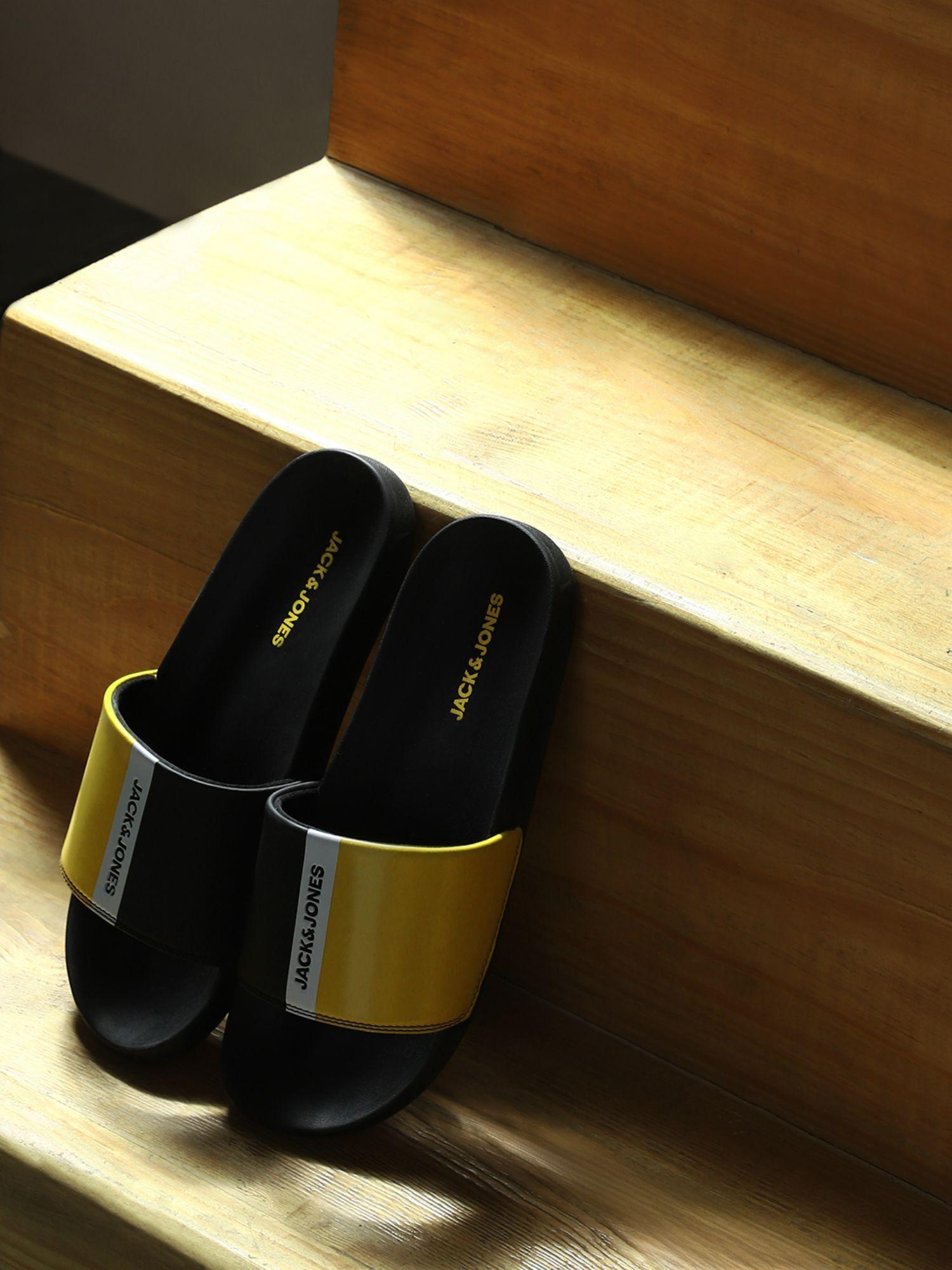 black colourblocked sliders