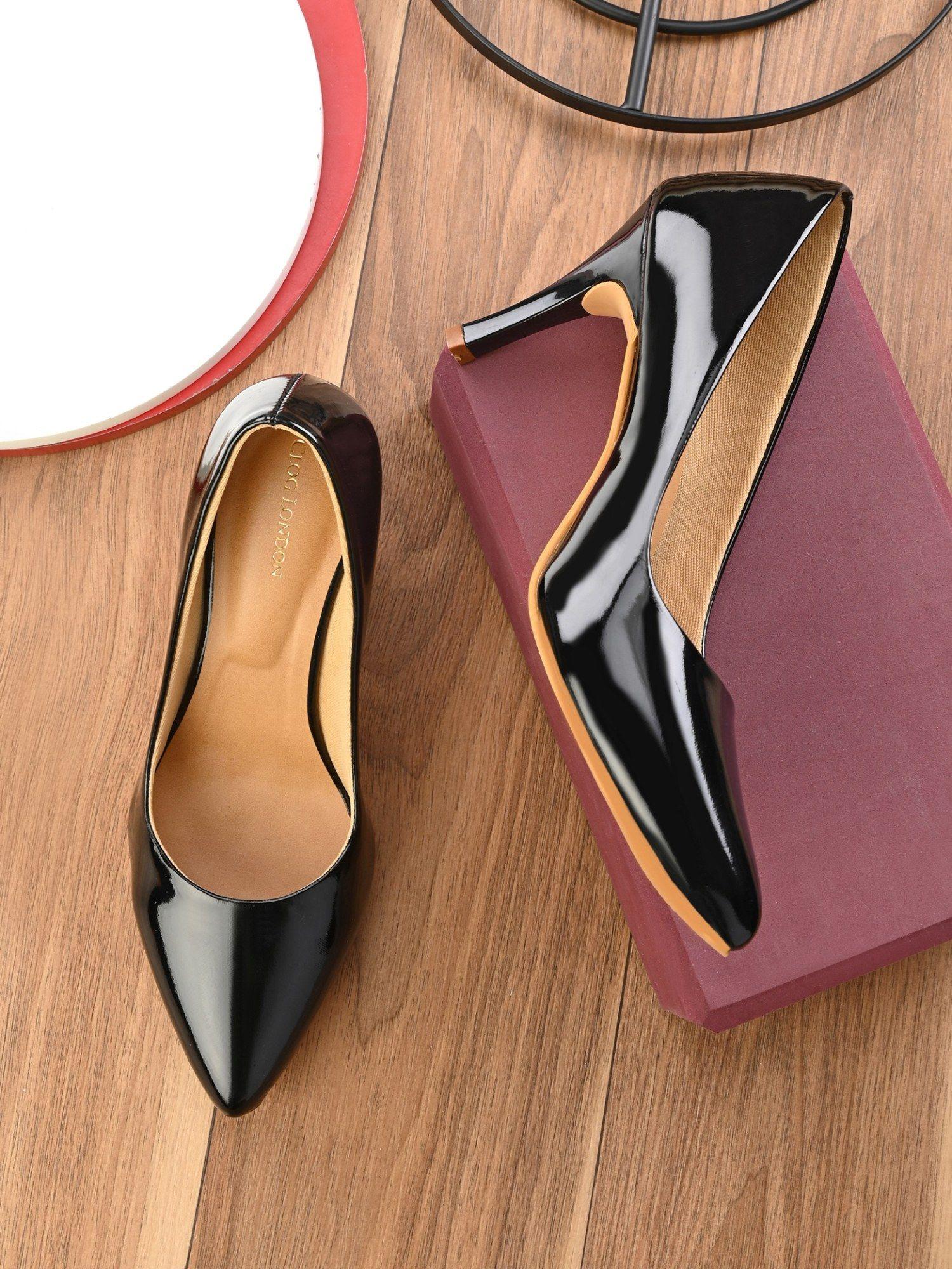 black comfortable pumps