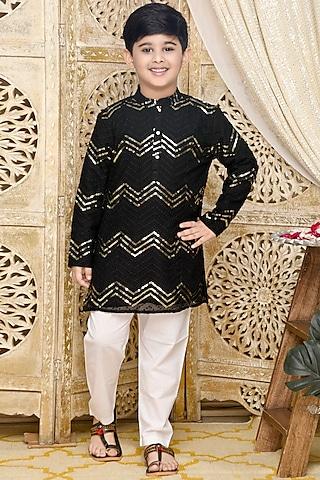 black cotton blend embroidered kurta set for boys