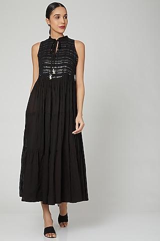 black cotton tie-up dress