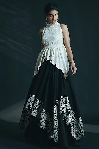 black cutowrk embroidered lehenga