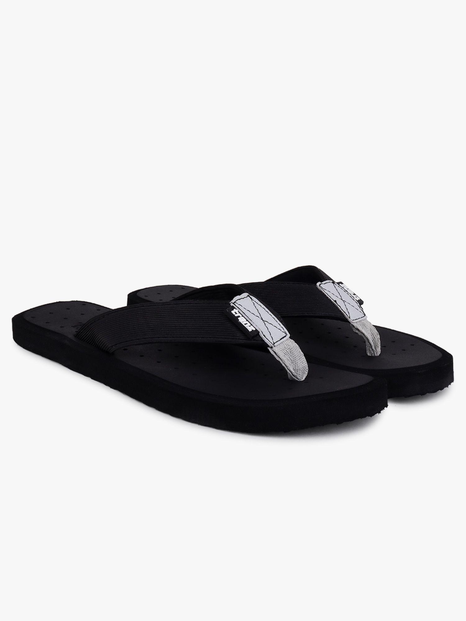 black dots open flipflops