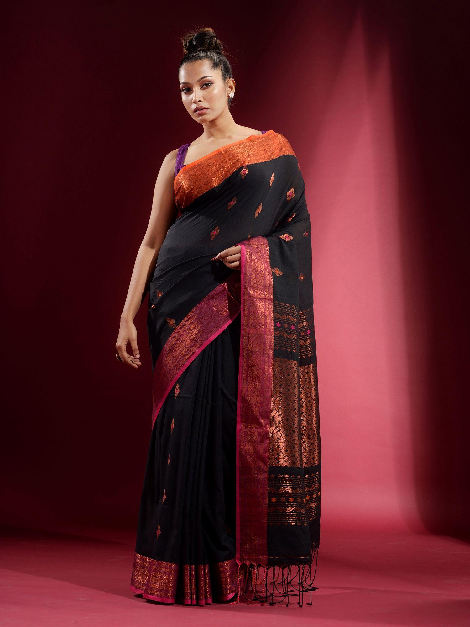 black dual border and zari design saree with unstitched blouse