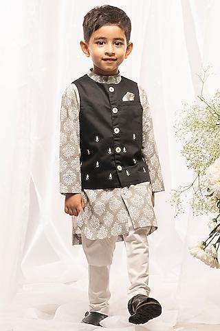 black embroidered bundi jacket with grey kurta set for boys