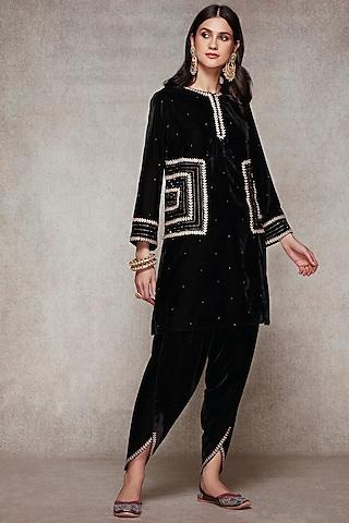 black embroidered kurta set