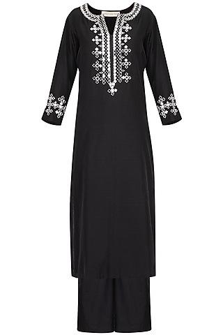 black embroidered kurta set