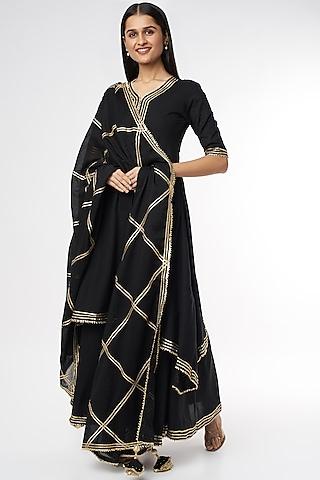 black embroidered layered dress with dupatta