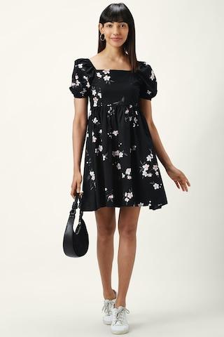 black floral printed square neck casual thigh-length half sleeves women regular fit dress
