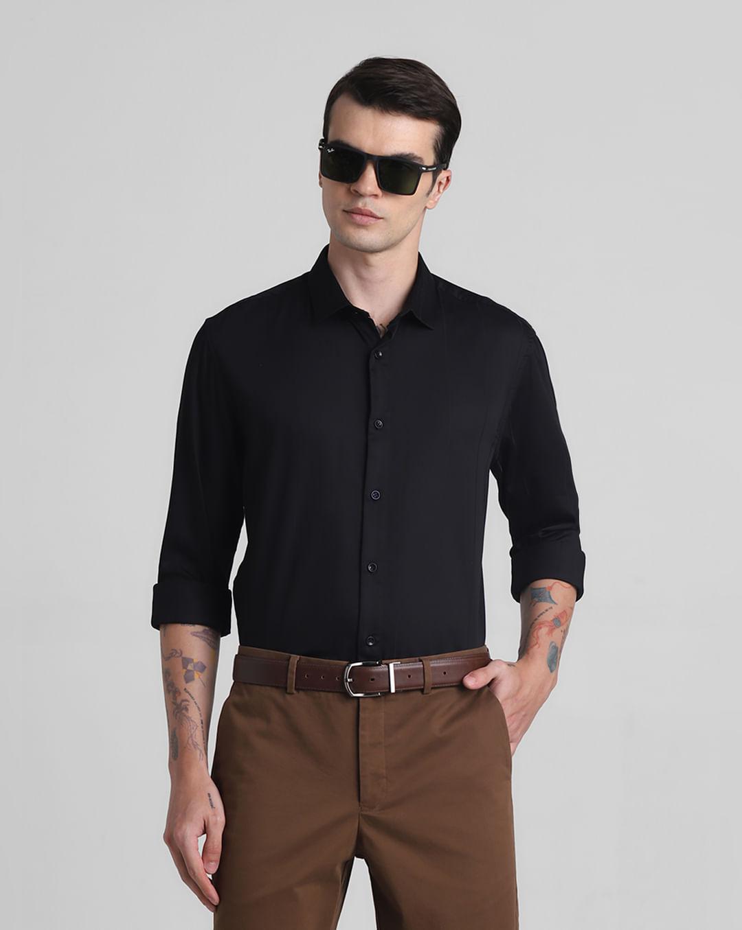 black full sleeves shirt