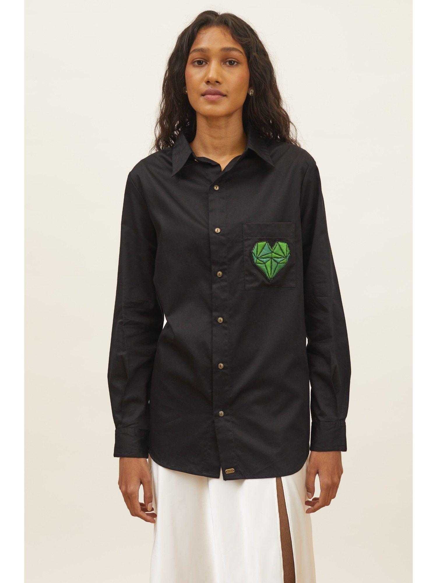 black geometric emerald heart shirt