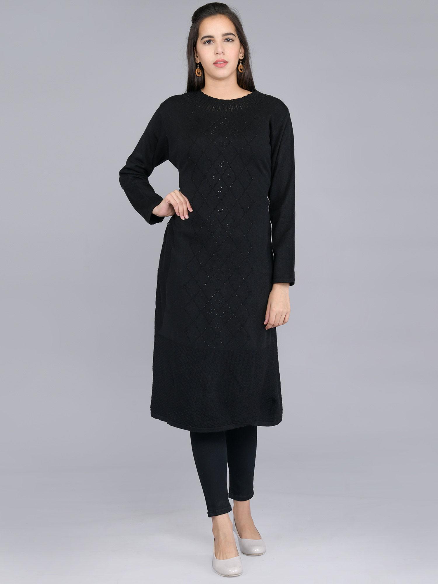 black geometric self woolen kurti