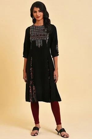 black godget plus size tunic with multi-coloured embroidery