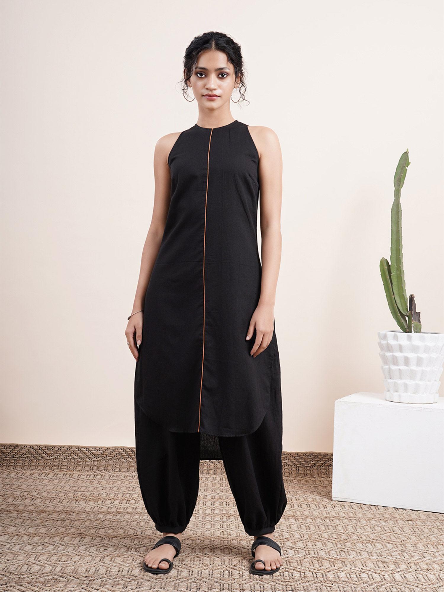 black high-low halter neck kurta with contrast piping