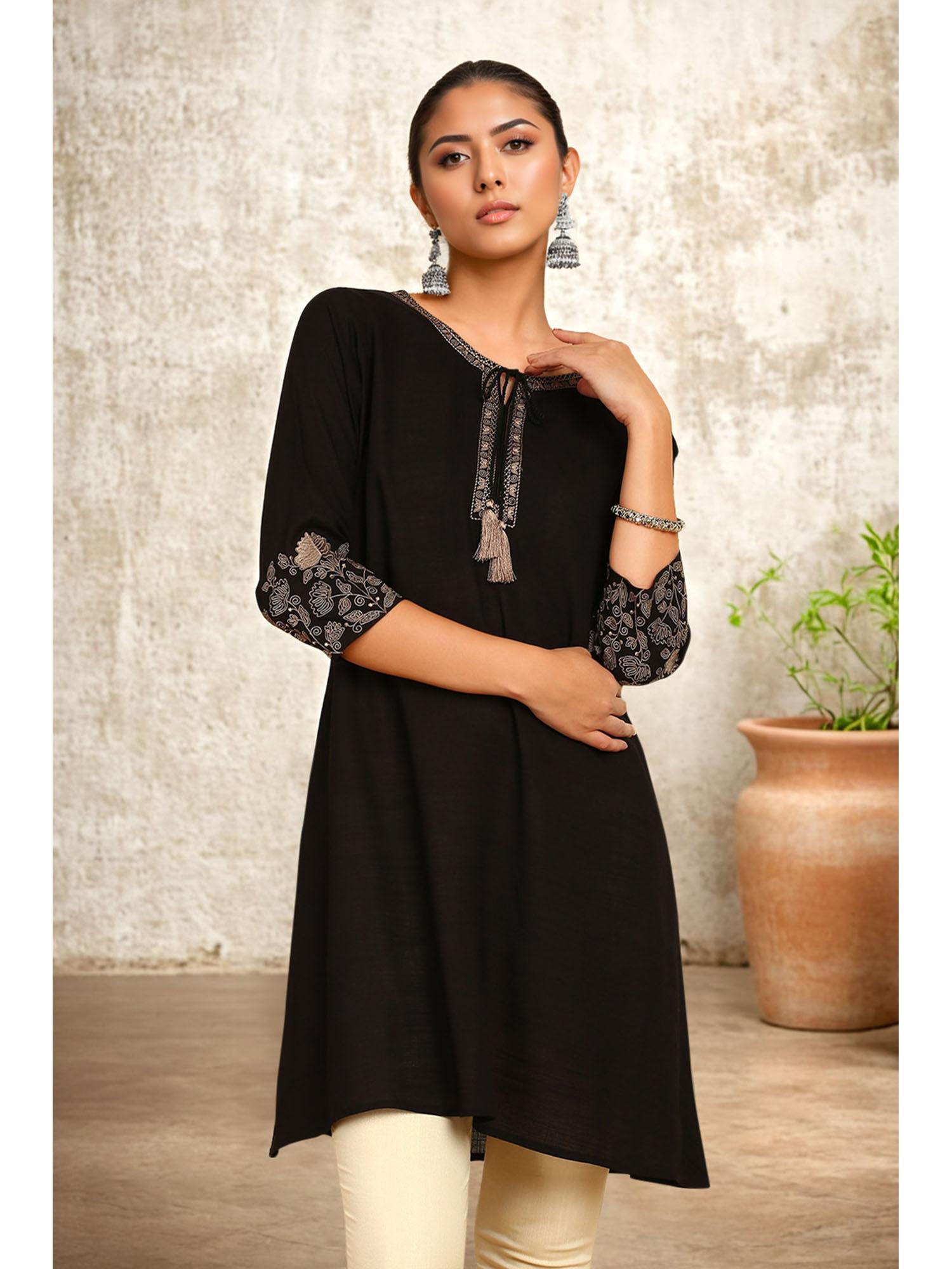 black keyhole neck rayon slub a-line short kurti with thread work