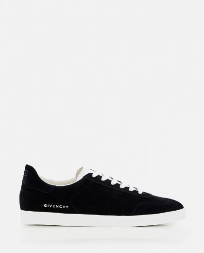 black lace up sneakers