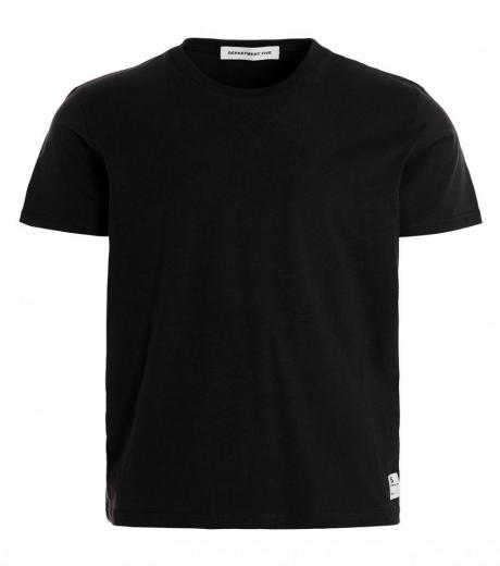 black logo patch t-shirt