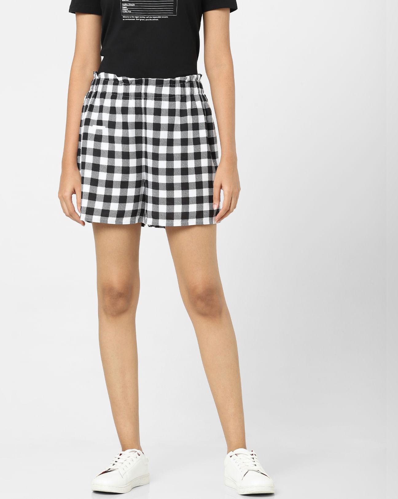 black mid rise check shorts