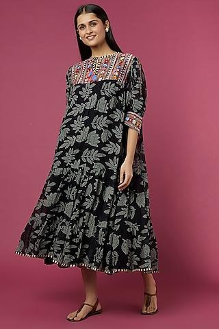 black printed & embroidered dress