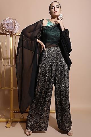 black printed cape set