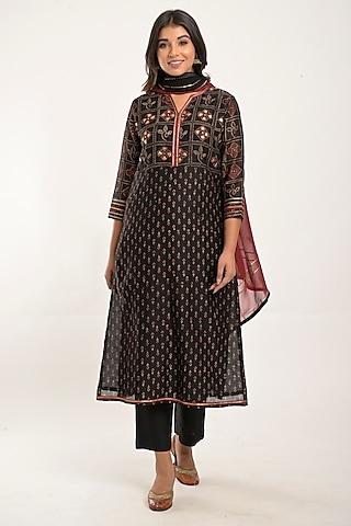 black printed kurta set