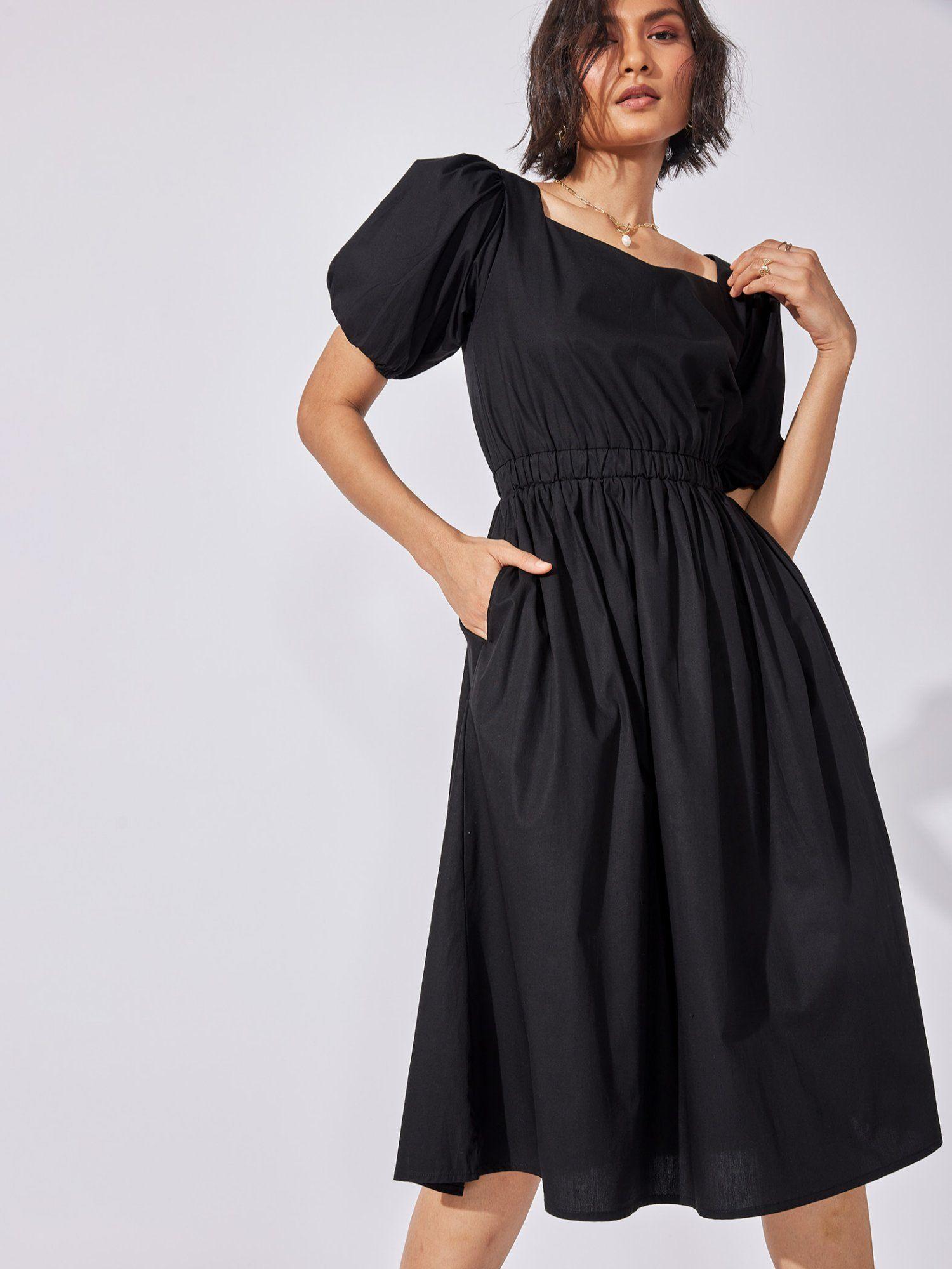 black puff sleeve dress