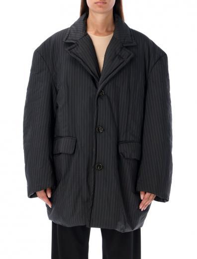 black puffer tailoring jacket