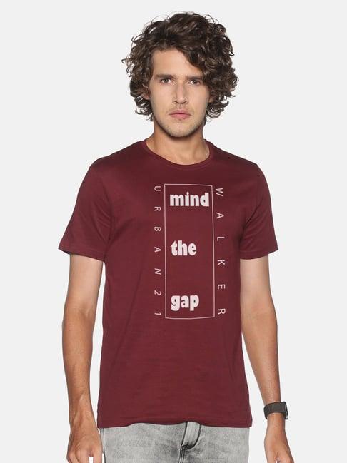 black radio maroon slim fit printed cotton crew t-shirt