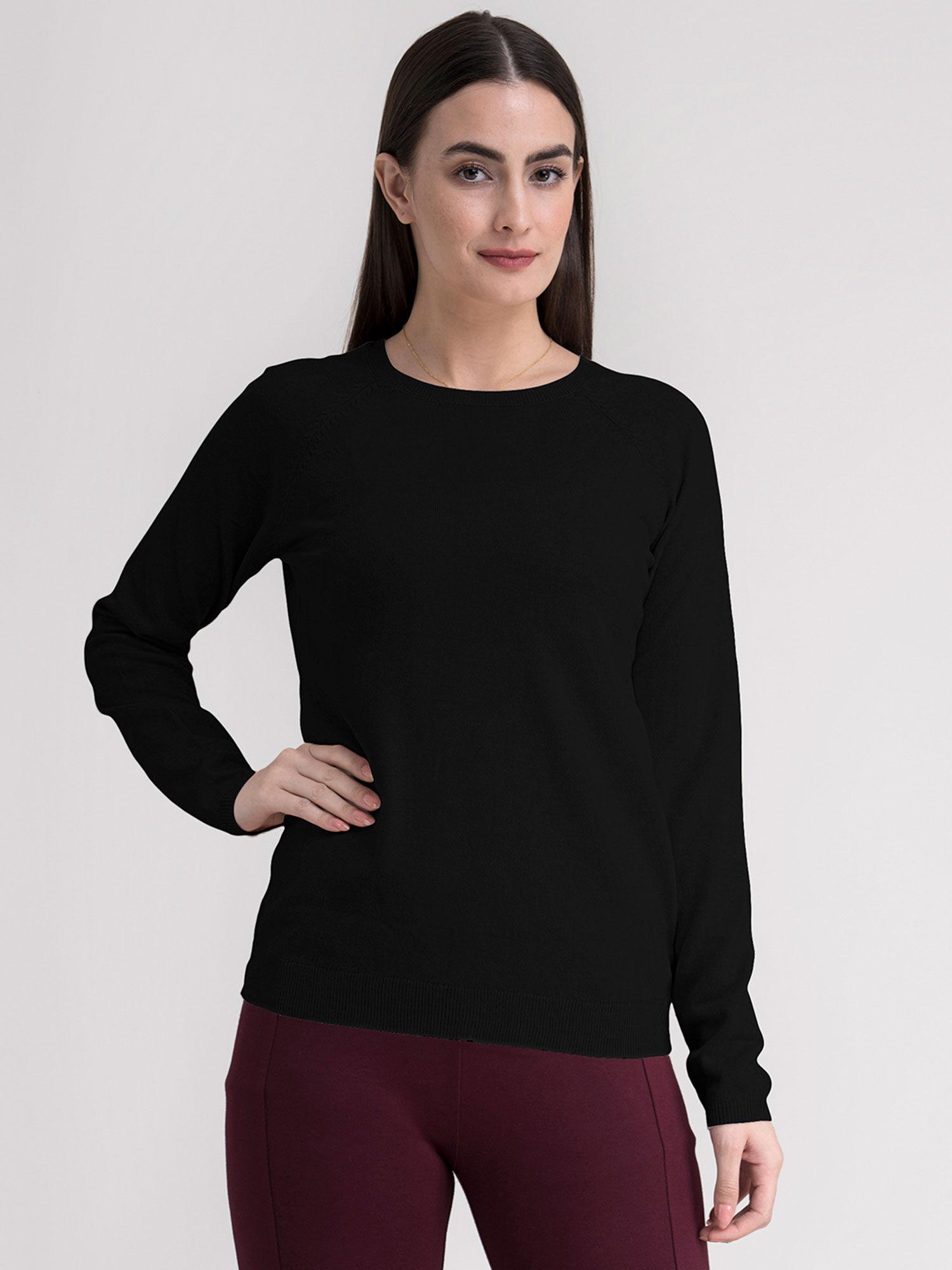 black raglan sleeve knit sweater