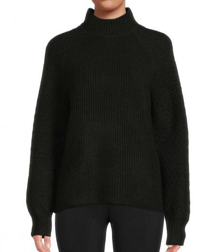 black raglan sleeve sweater