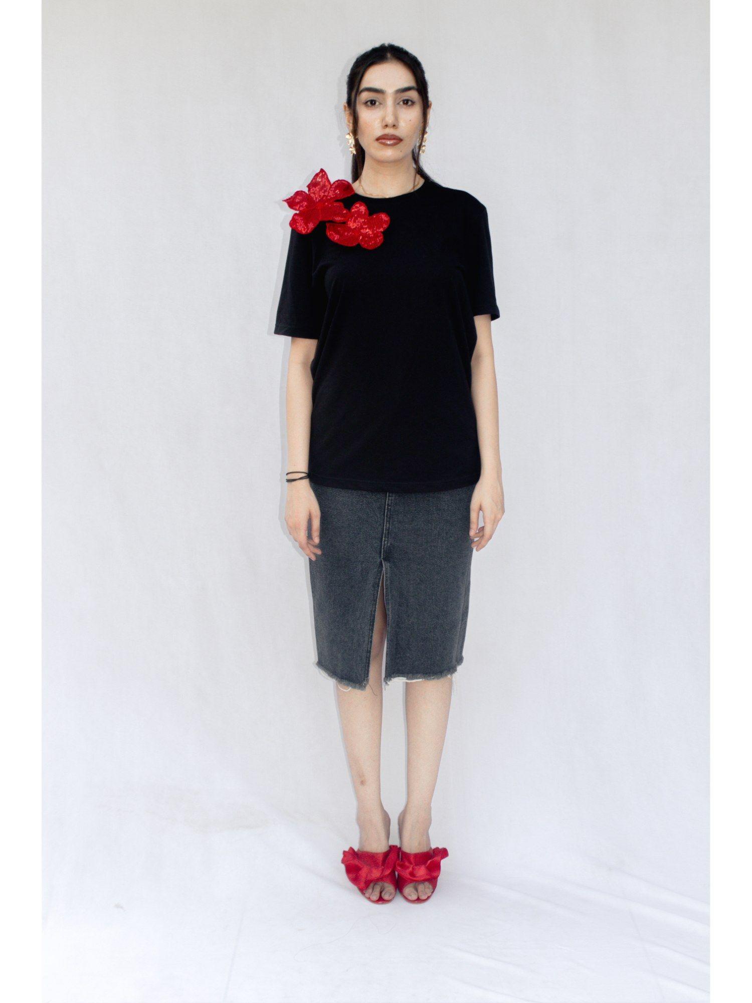 black red sequin flowers t-shirt