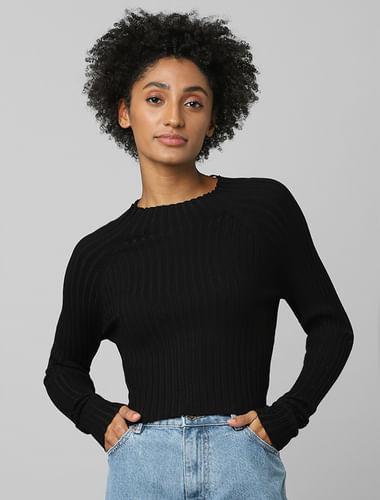 black ribbed cropped pullover