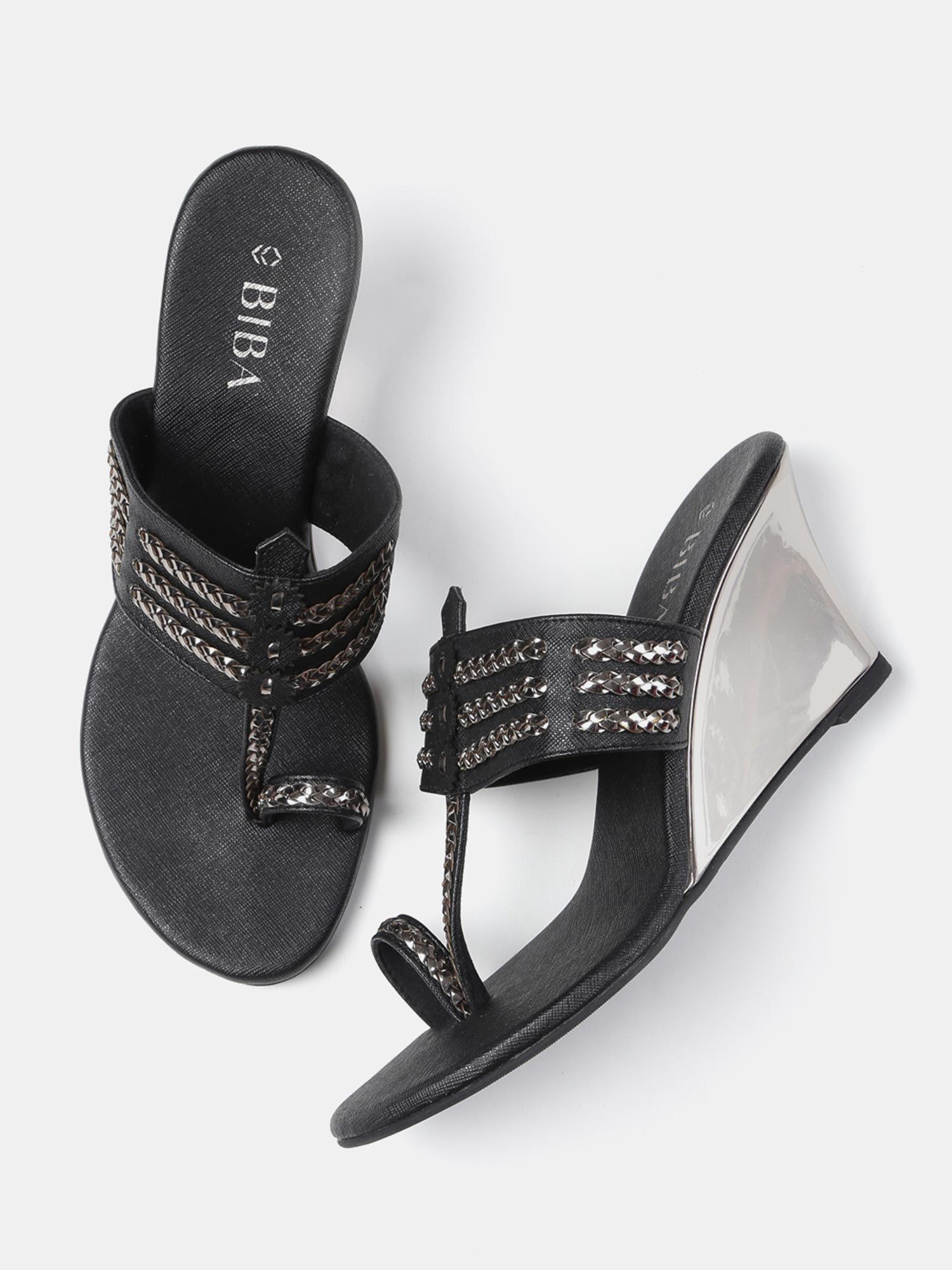 black ring toed wedges