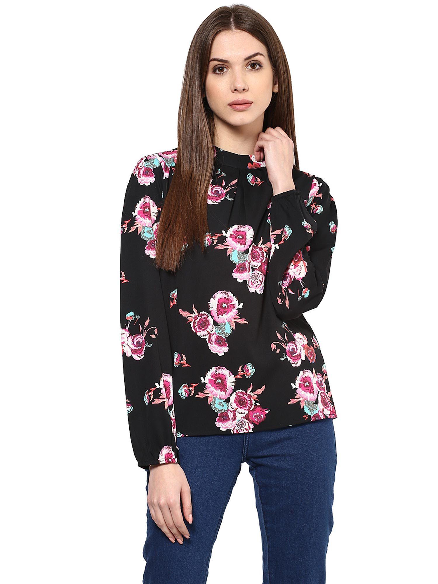 black round neck long sleeve top