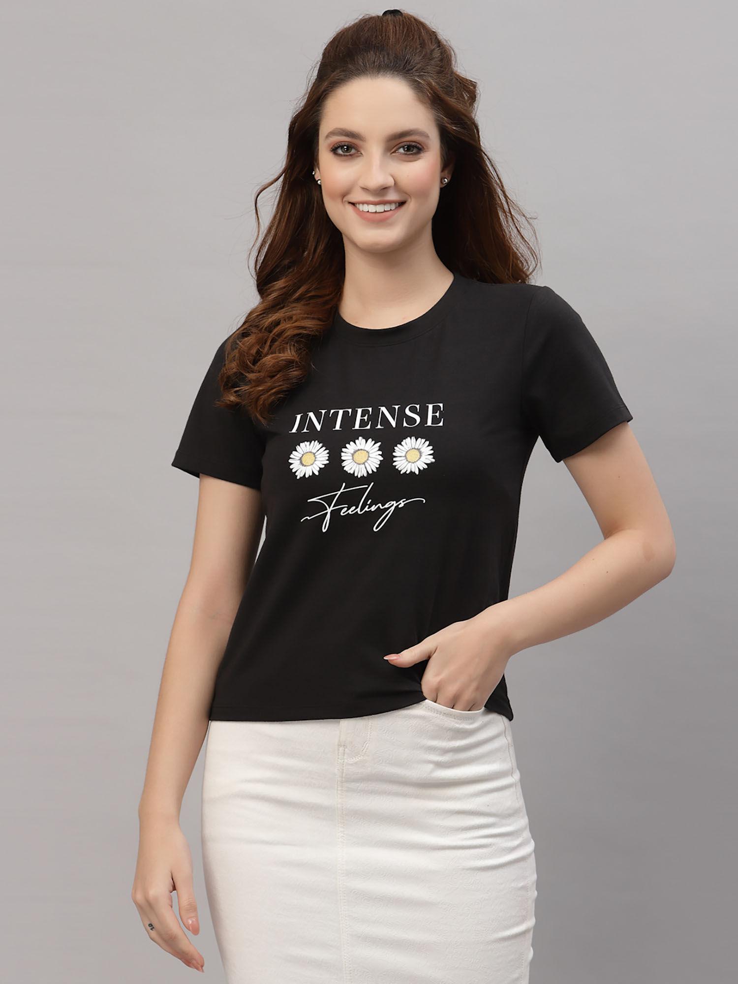 black round neck printed t-shirt