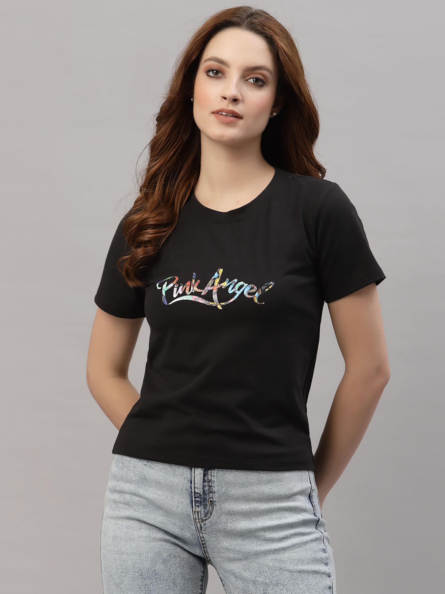 black round neck printed t-shirt