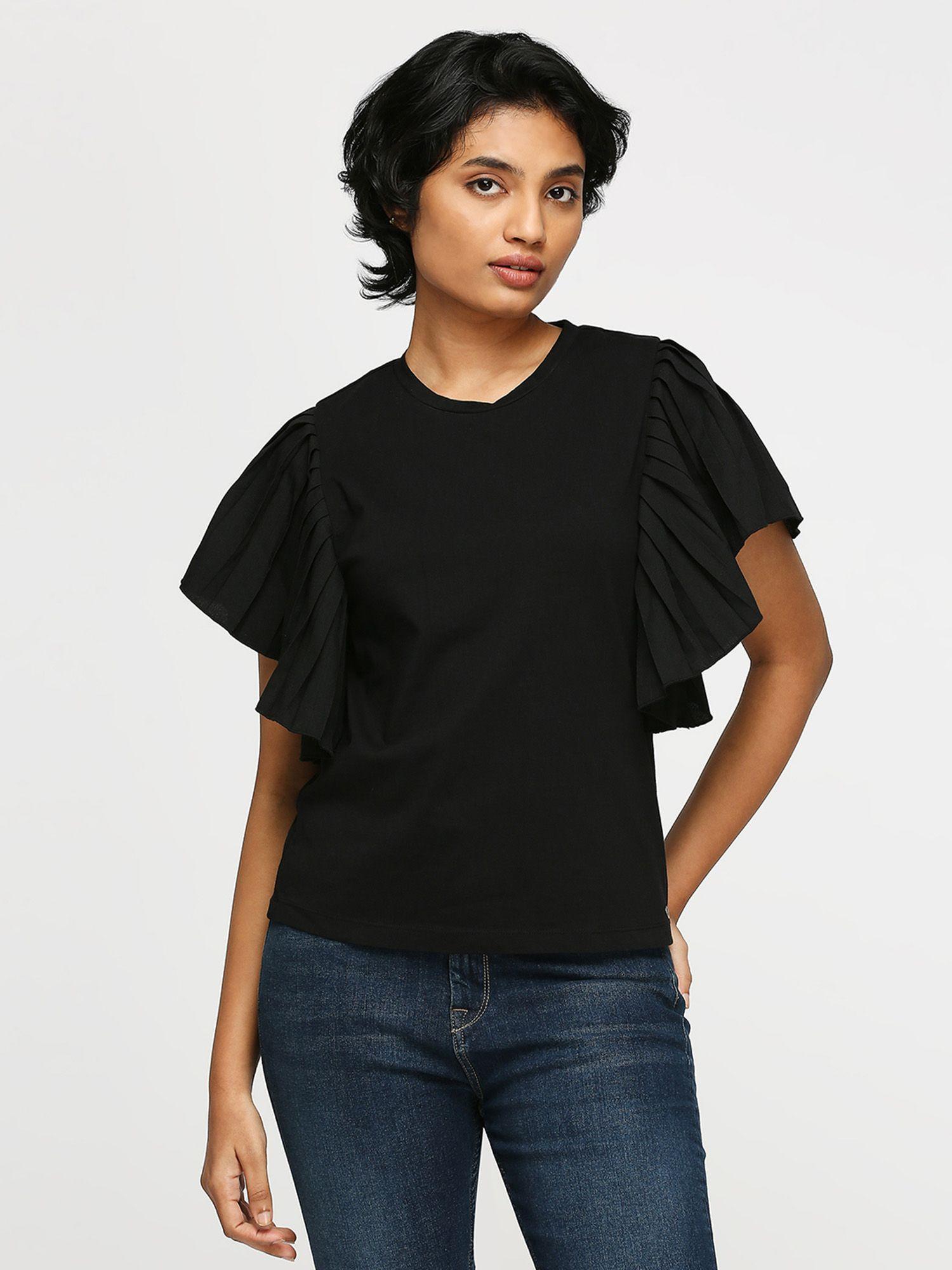 black round neck top