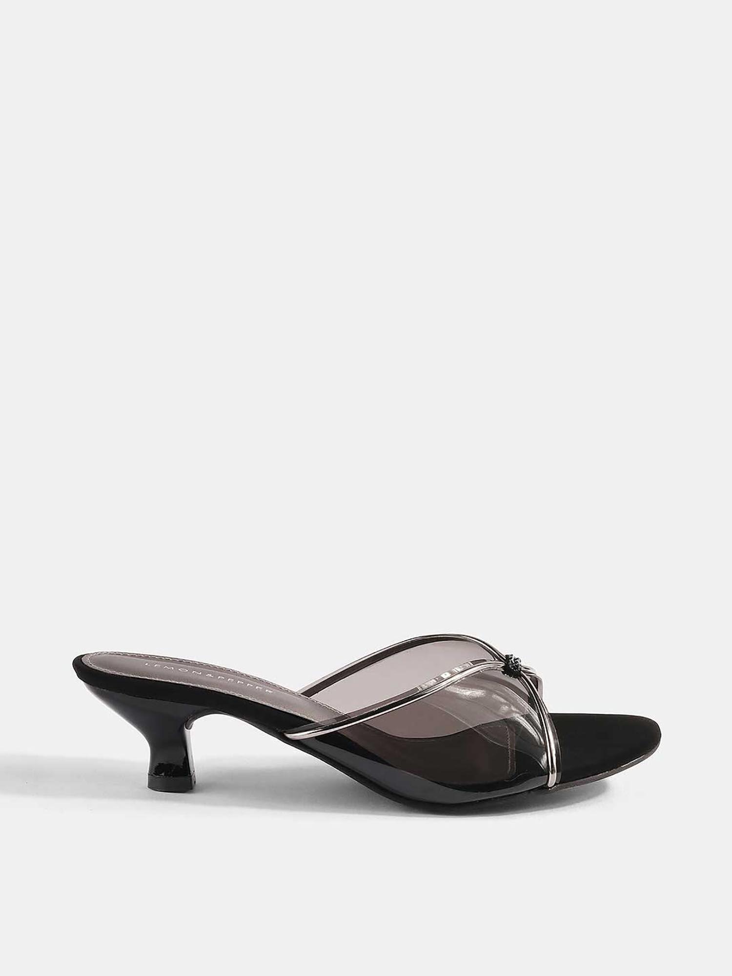 black round toe sandals