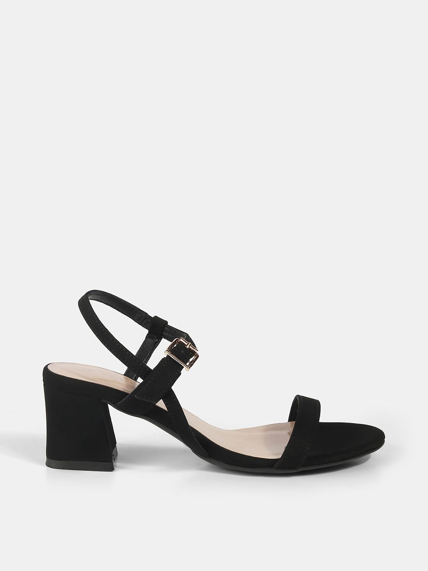 black round toe sandals