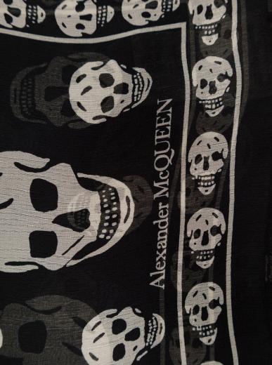 black scarf with skull print