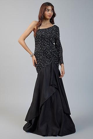 black silk leaf 3d hand embroidered one-shoulder ruffled gown