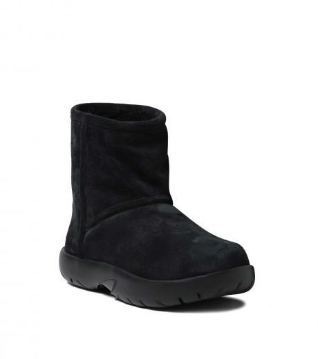 black slip on boots