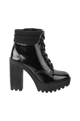 black solid casual women boots